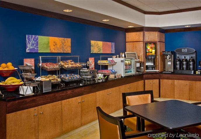 Fairfield Inn And Suites By Marriott Oklahoma City Airport Exterior foto